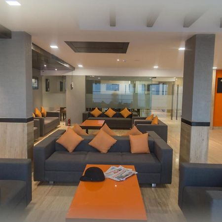 Hotel Ahmedabad, Satellite Zewnętrze zdjęcie