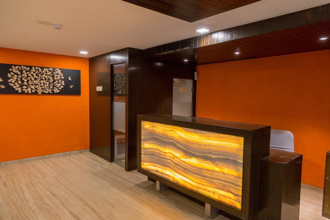 Hotel Ahmedabad, Satellite Zewnętrze zdjęcie