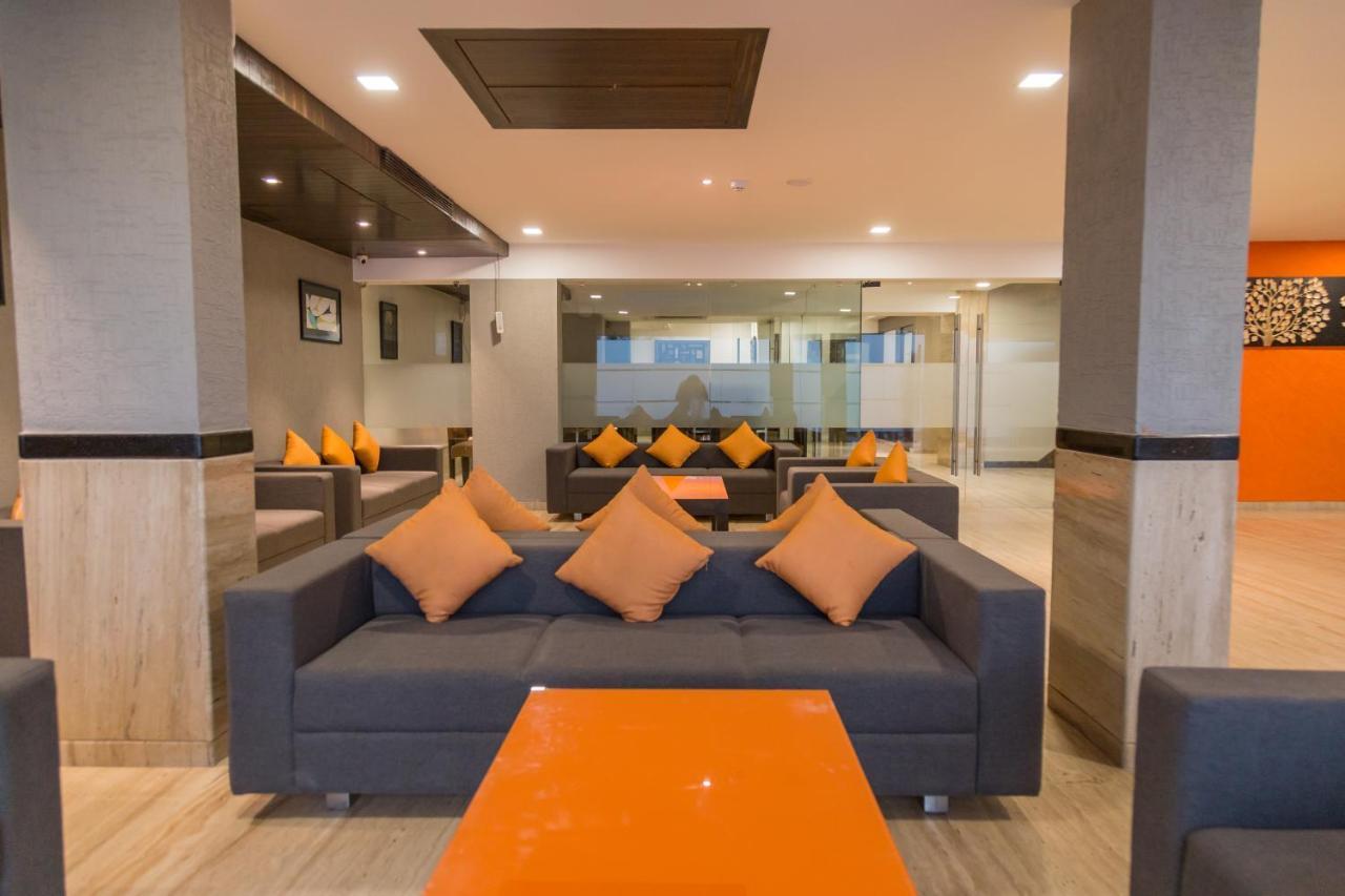 Hotel Ahmedabad, Satellite Zewnętrze zdjęcie